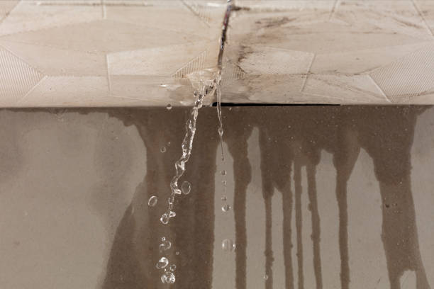 Professional Water Damage Repair technician working in Ocean Beach, NY